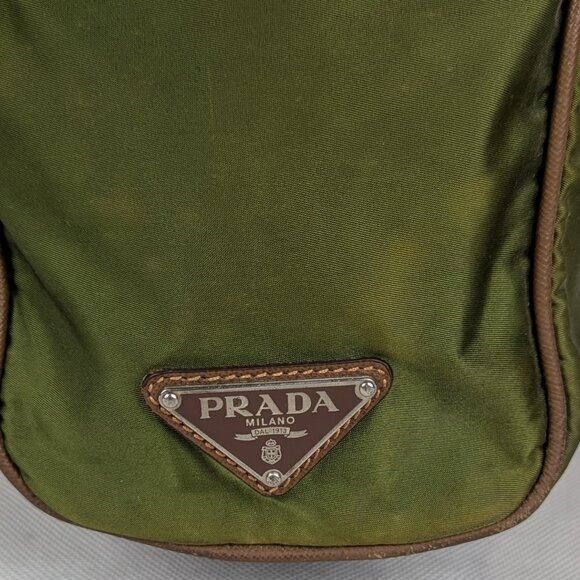 Authentic Prada Nylon Classic Handbag Olive Green Made In Italy - Picture 6 of 16